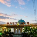 Mesjid QURROTA AYUN : Icon yang tidak bisa dilupakan dengan Kenangan